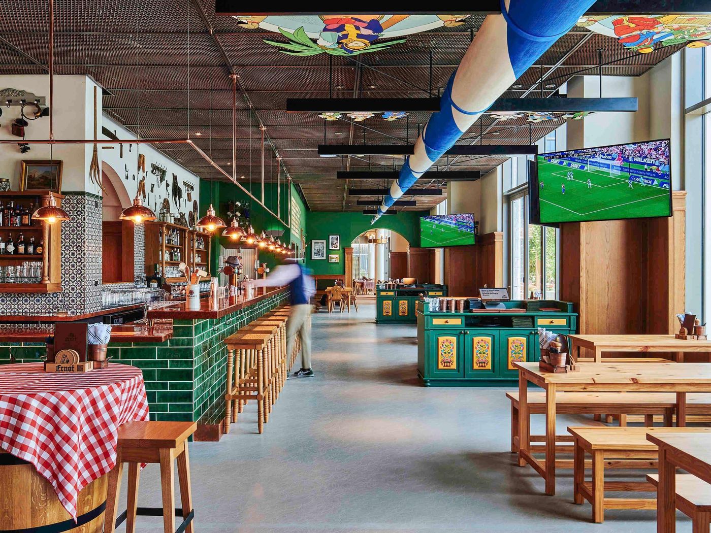 25hours-Hotel-Dubai-One-Central-Bar-60