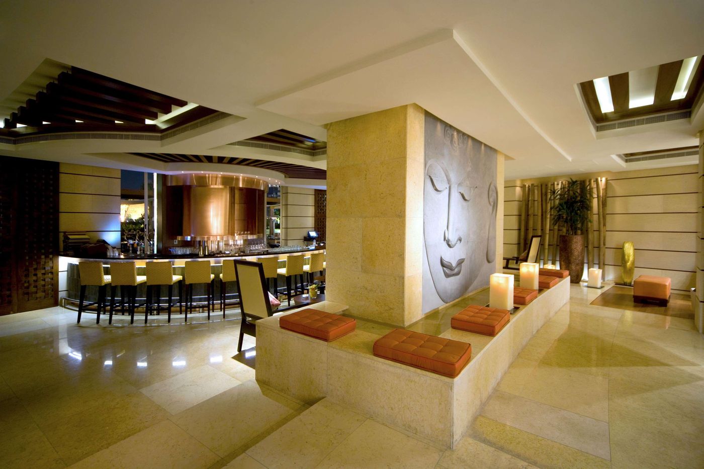 Raffles-Dubai-Hotel-Bar-42