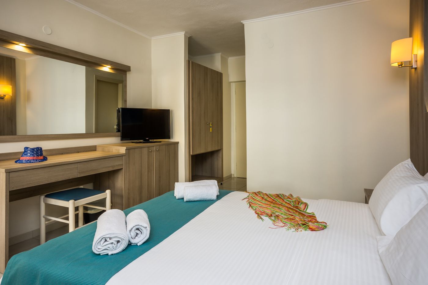 Hersonissos-Central-Room-35