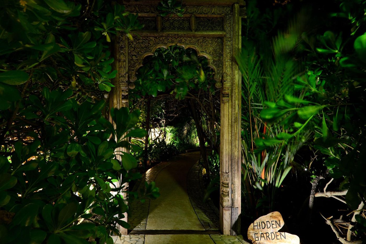 Live-Aqua-Beach-Resort-Canc----n-Terrace-19