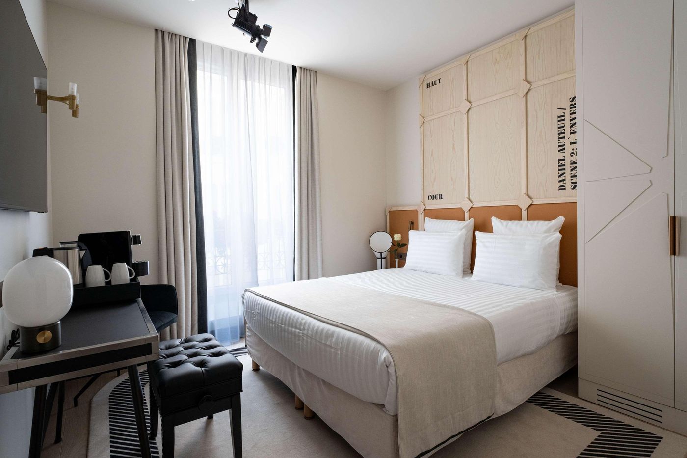 Astra-Opera-Astotel-Room-22