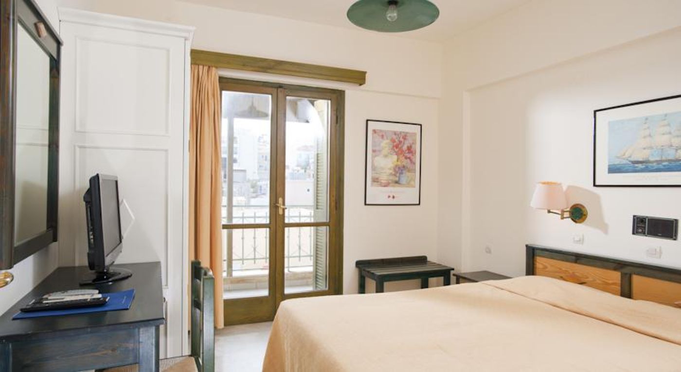 Mare-Olympus Apartments