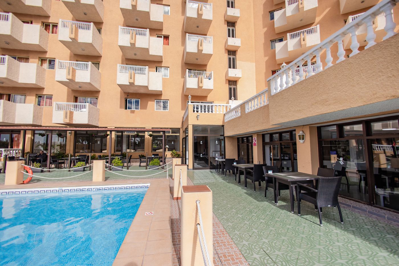 Servatur-Caribe---Restaurant-10