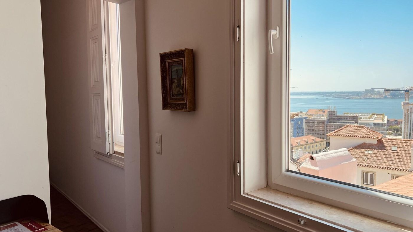 Monte-Belvedere-Hotel-By-Shiadu-Room-9