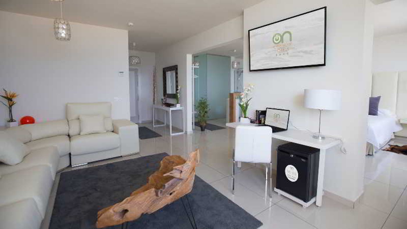 Onhotels-Ocean-Front-Room-33