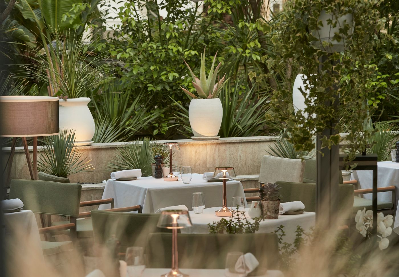 Hotel-Barriere-Le-Gray-d-Albion-Restaurant-13