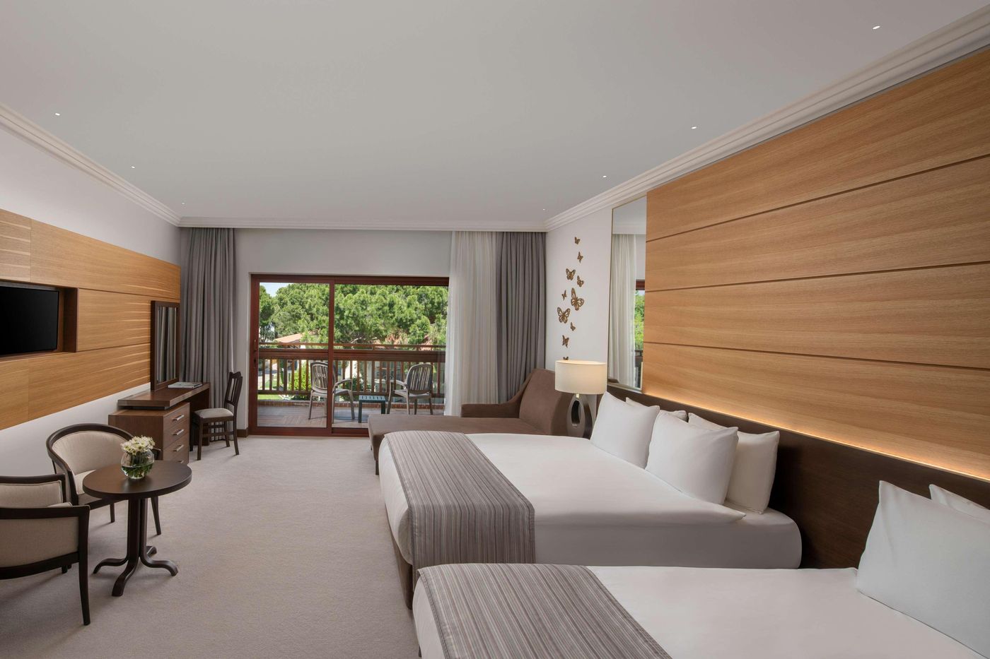 Papillon-Belvil-Room-27