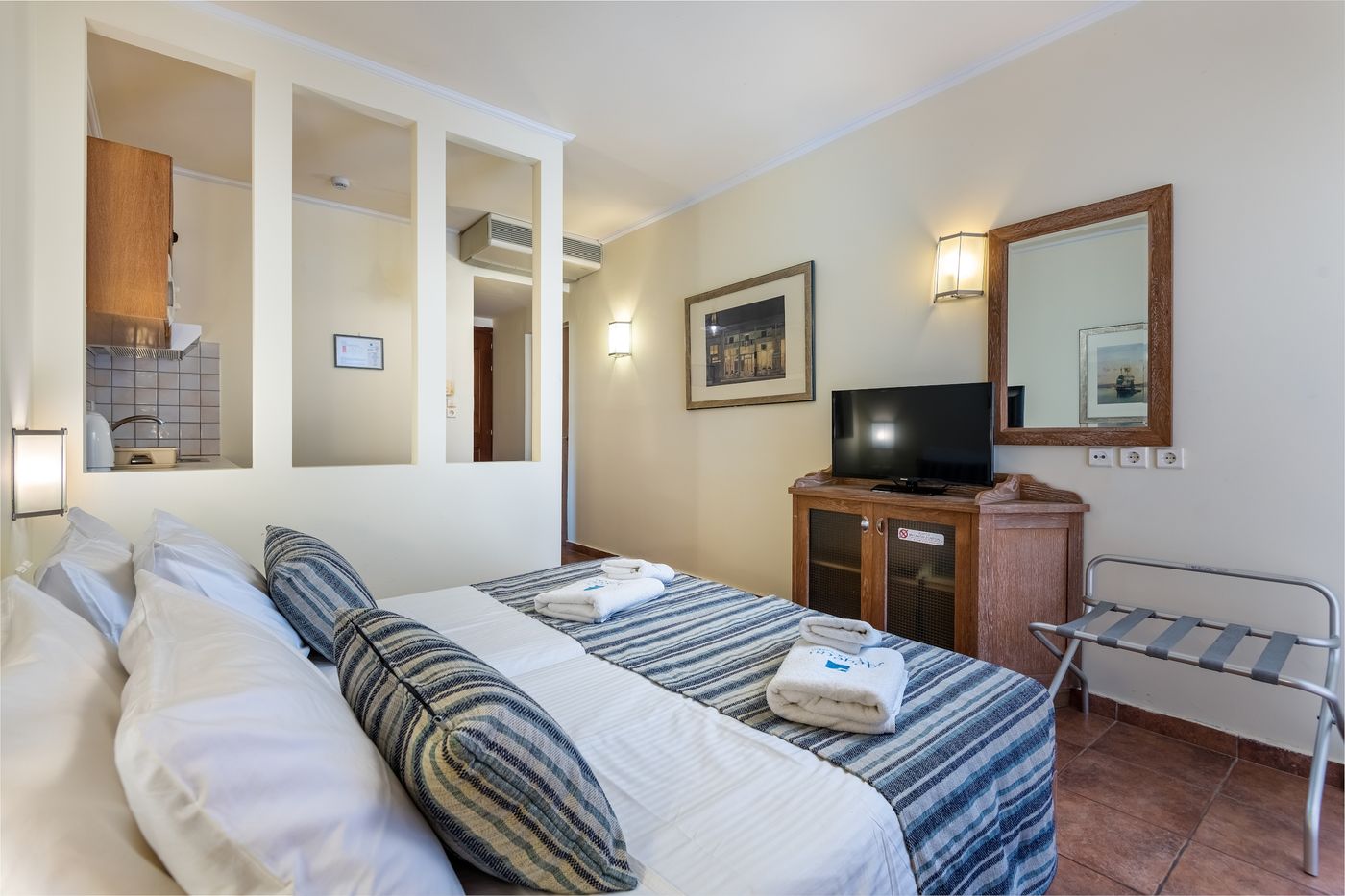 Aegean-Houses-Room-37