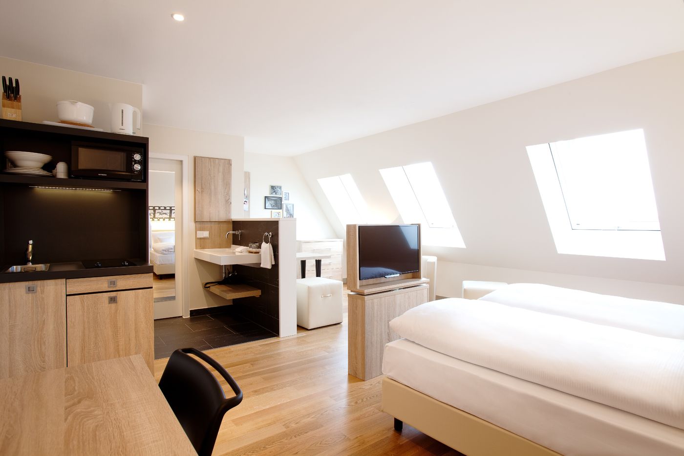 Vienna-House-Easy-by-Wyndham-Munich-Room-25