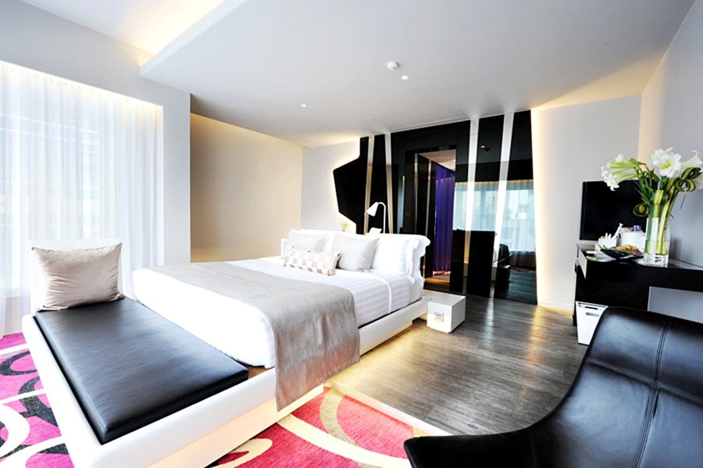 Mode-Sathorn-Room-7