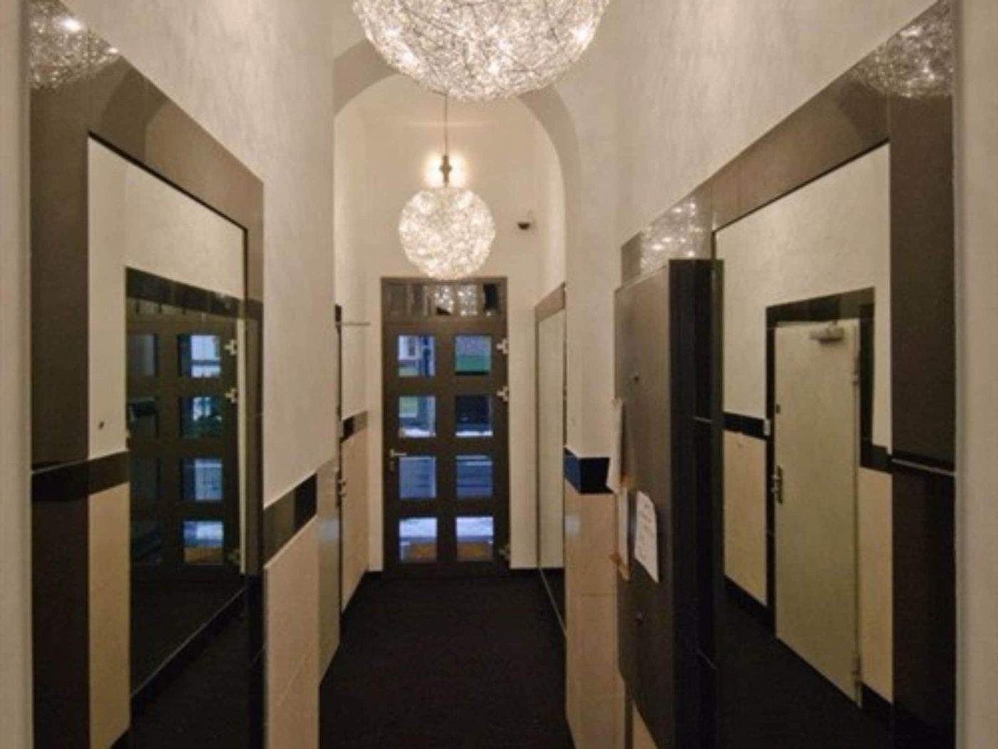 Helvetia Suites - Germany - DÃ¼SSELDORF - Lobby - 6