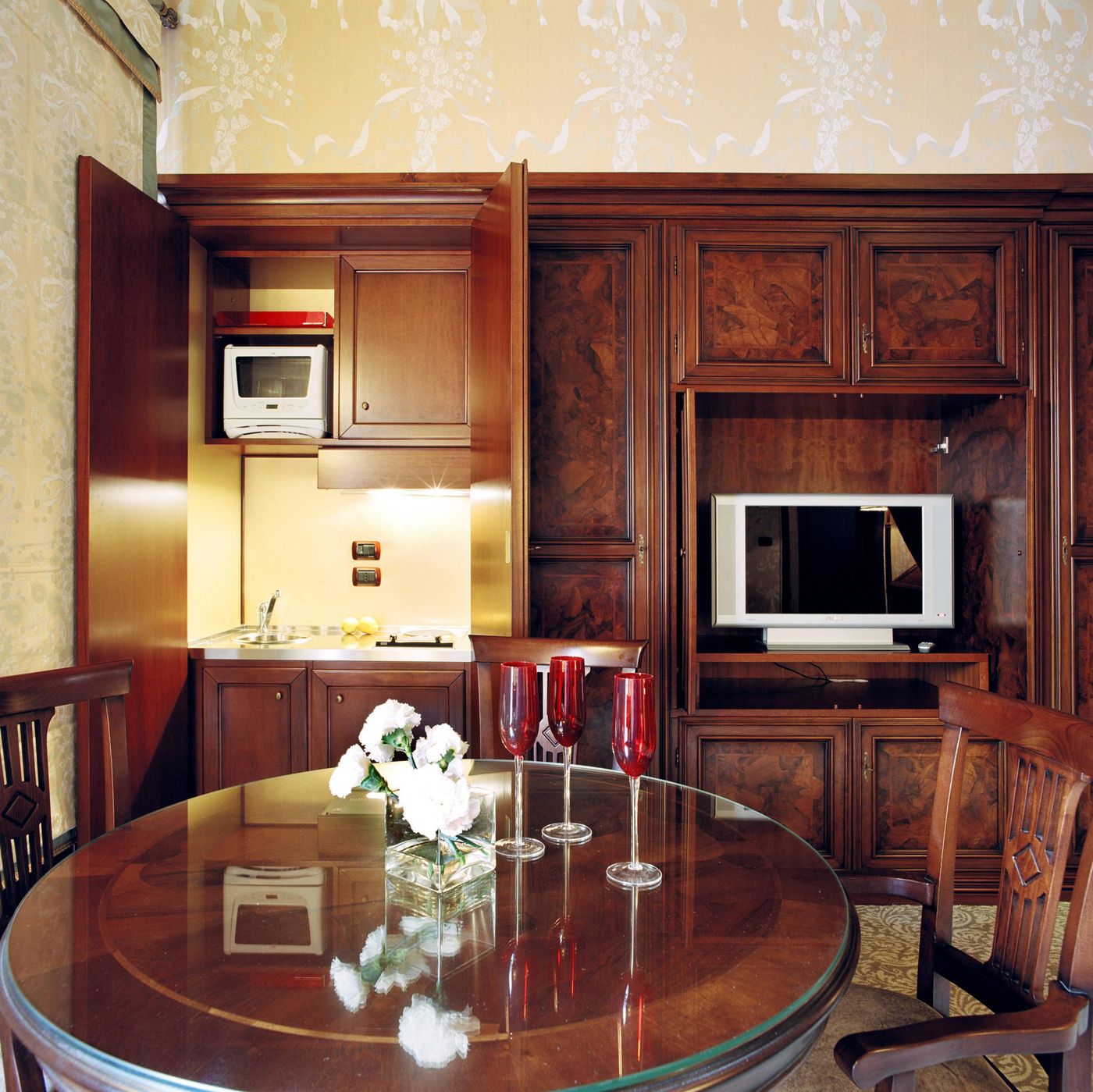 Bauer-Casanova-Room-5