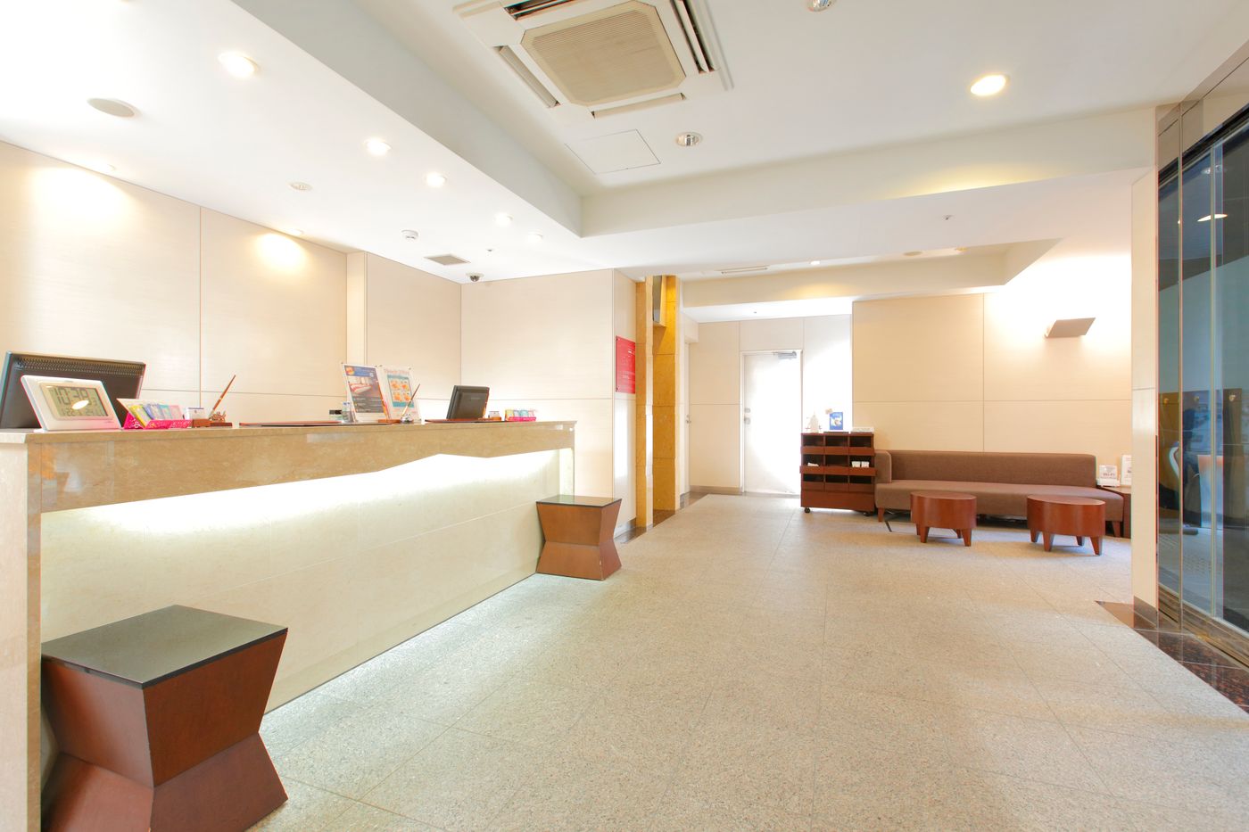 Hotel Mystays Kamata-Japan-Tokyo-Lobby-8
