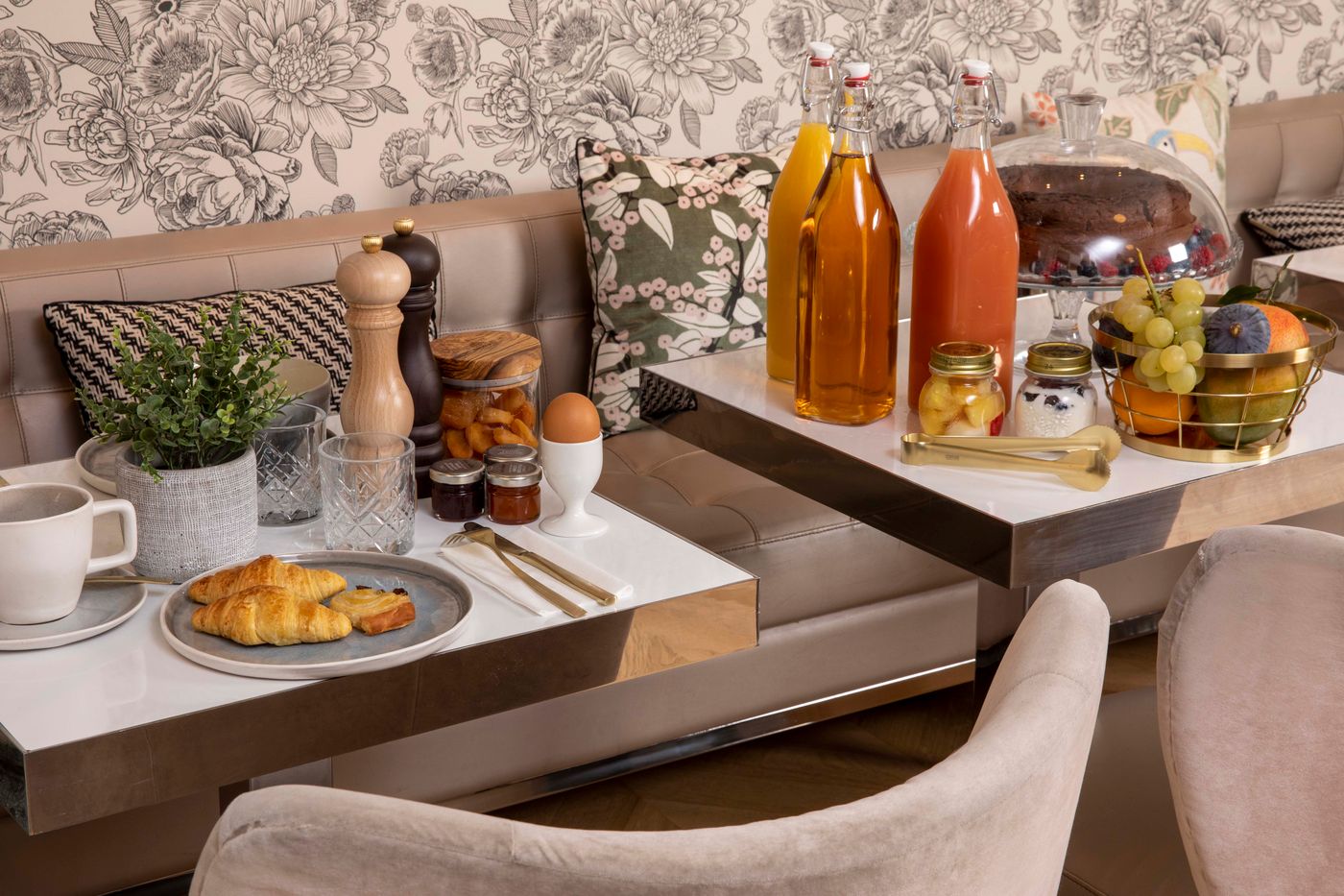 First-Hotel-Paris-Tour-Eiffel-Restaurant-24