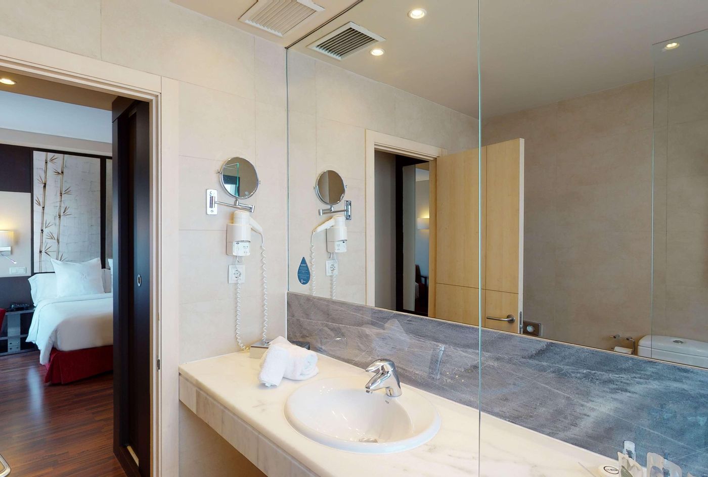 Paseo-del-Arte-Room-42