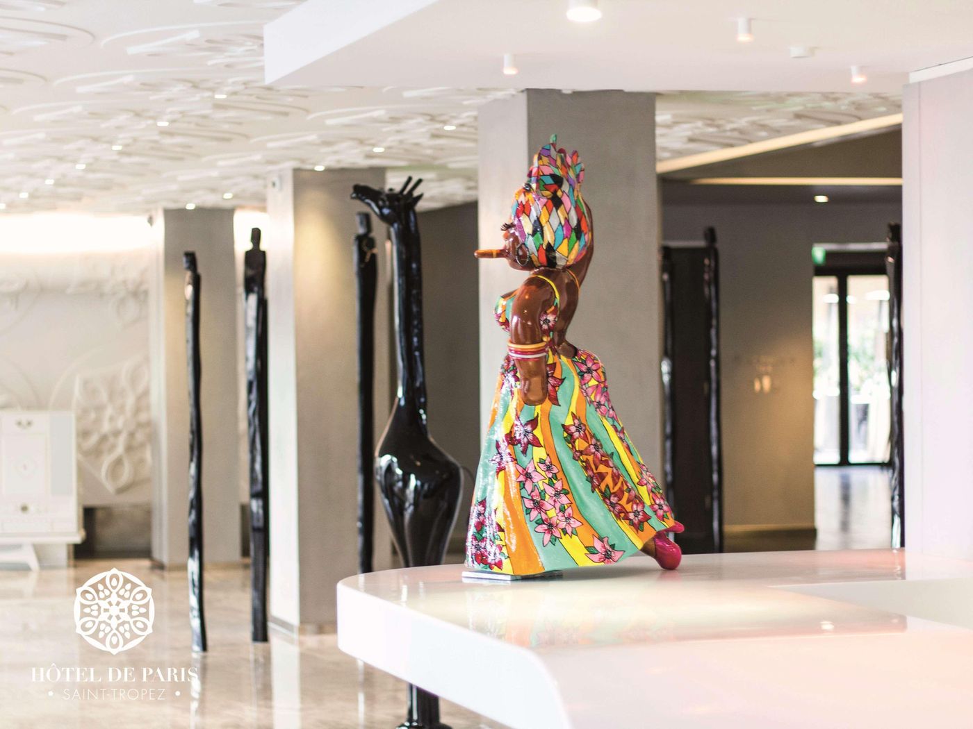 Hotel-de-Paris-Saint-Tropez-Lobby-36