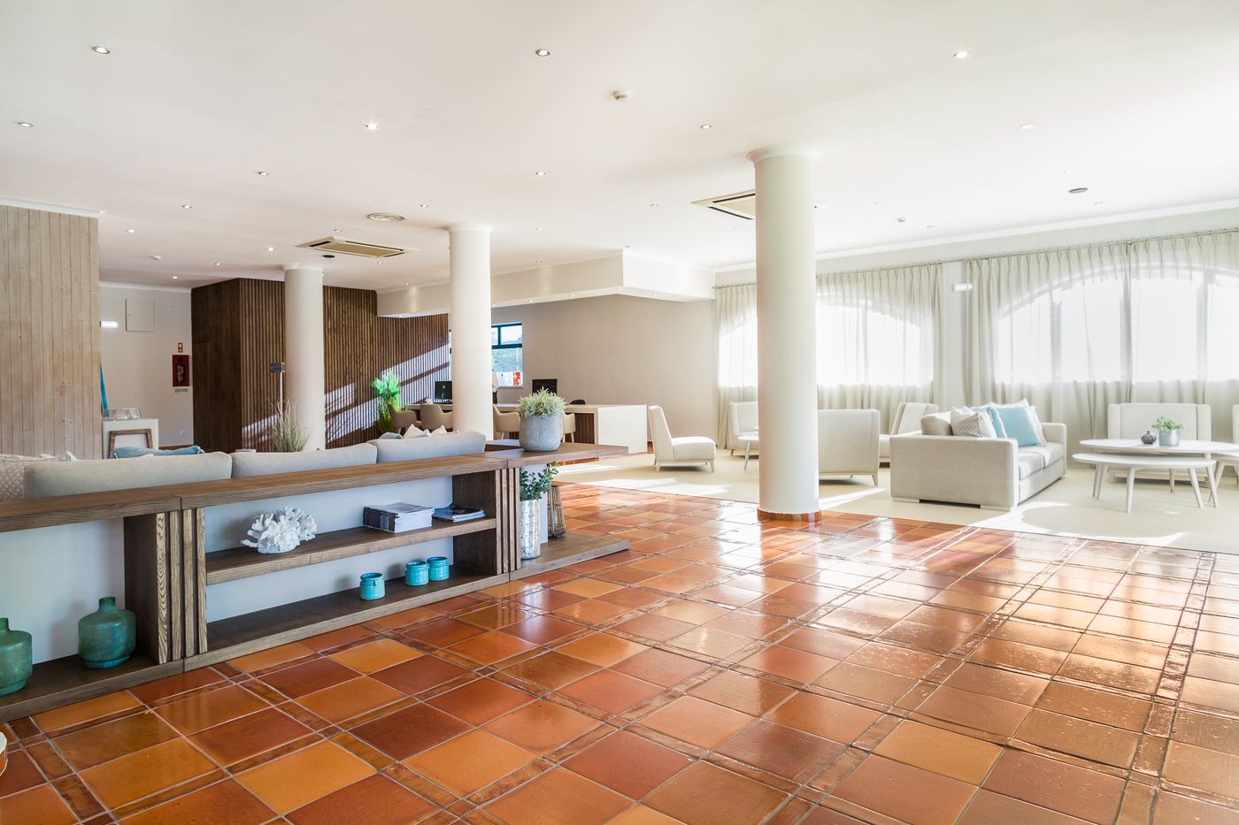 Mirachoro-Carvoeiro-Lobby-30