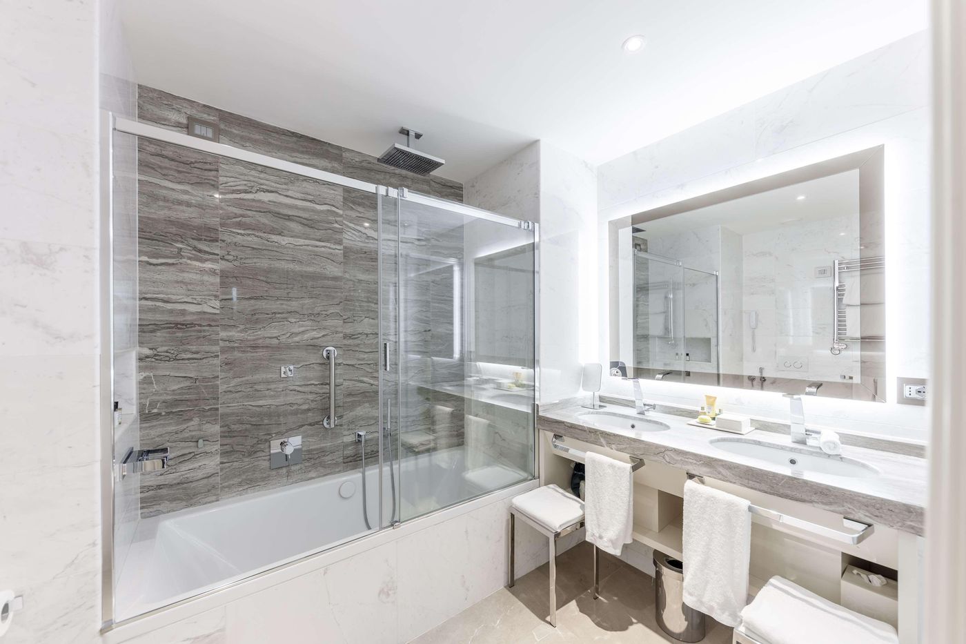 Aleph-Rome-Hotel--Curio-Collection-by-Hilton-Room-57