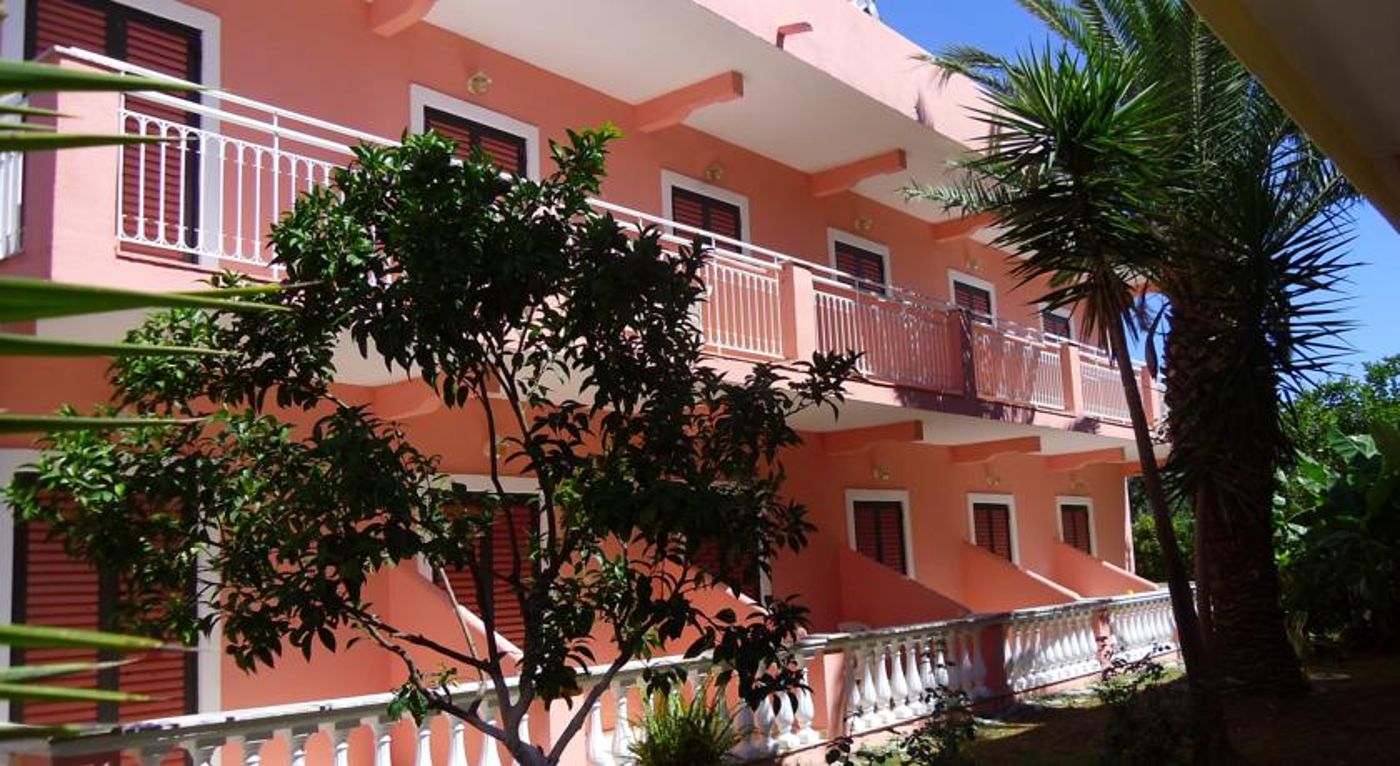 Valentinos Apartments