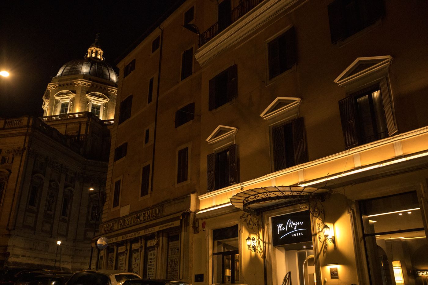 The-Major-Hotel-Lobby-6