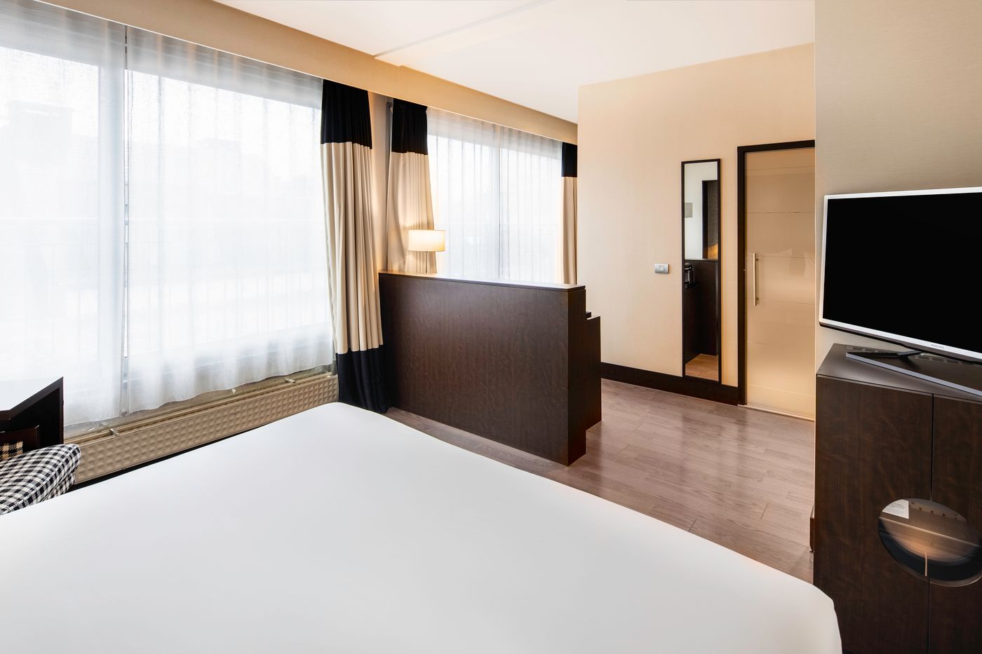 NH-Brussels-Stephanie-Room-24