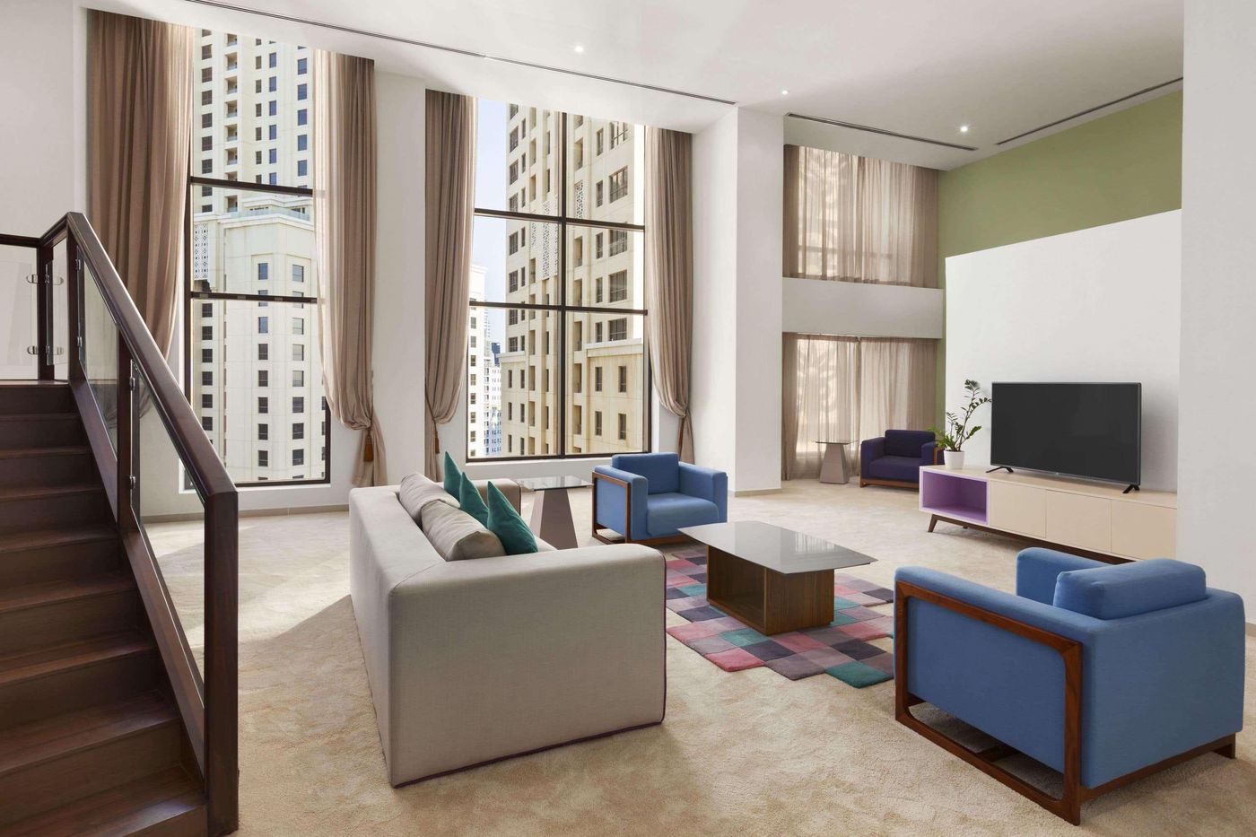 Ramada-Hotel---Suites-by-Wyndham-Dubai-JBR-Room-11