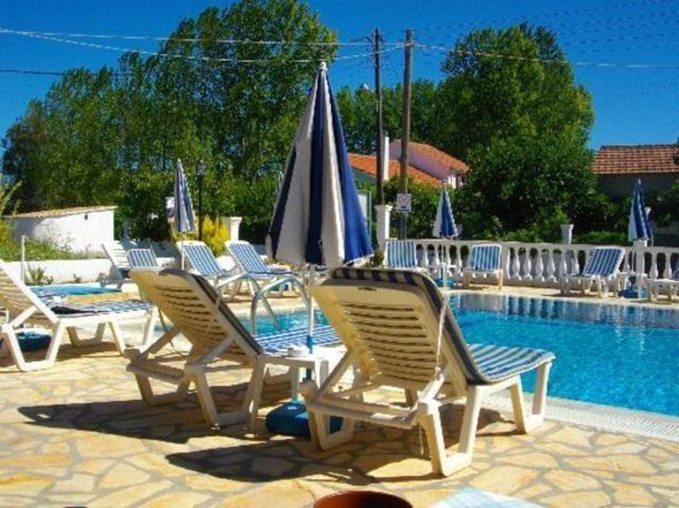 Mary Studios & Apartments