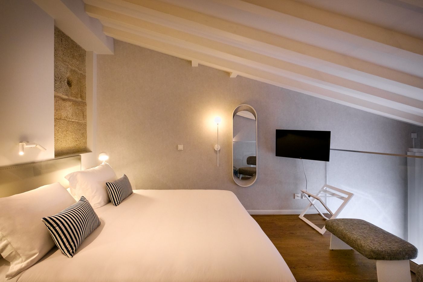 Mourasuites-Hotel-Room-35