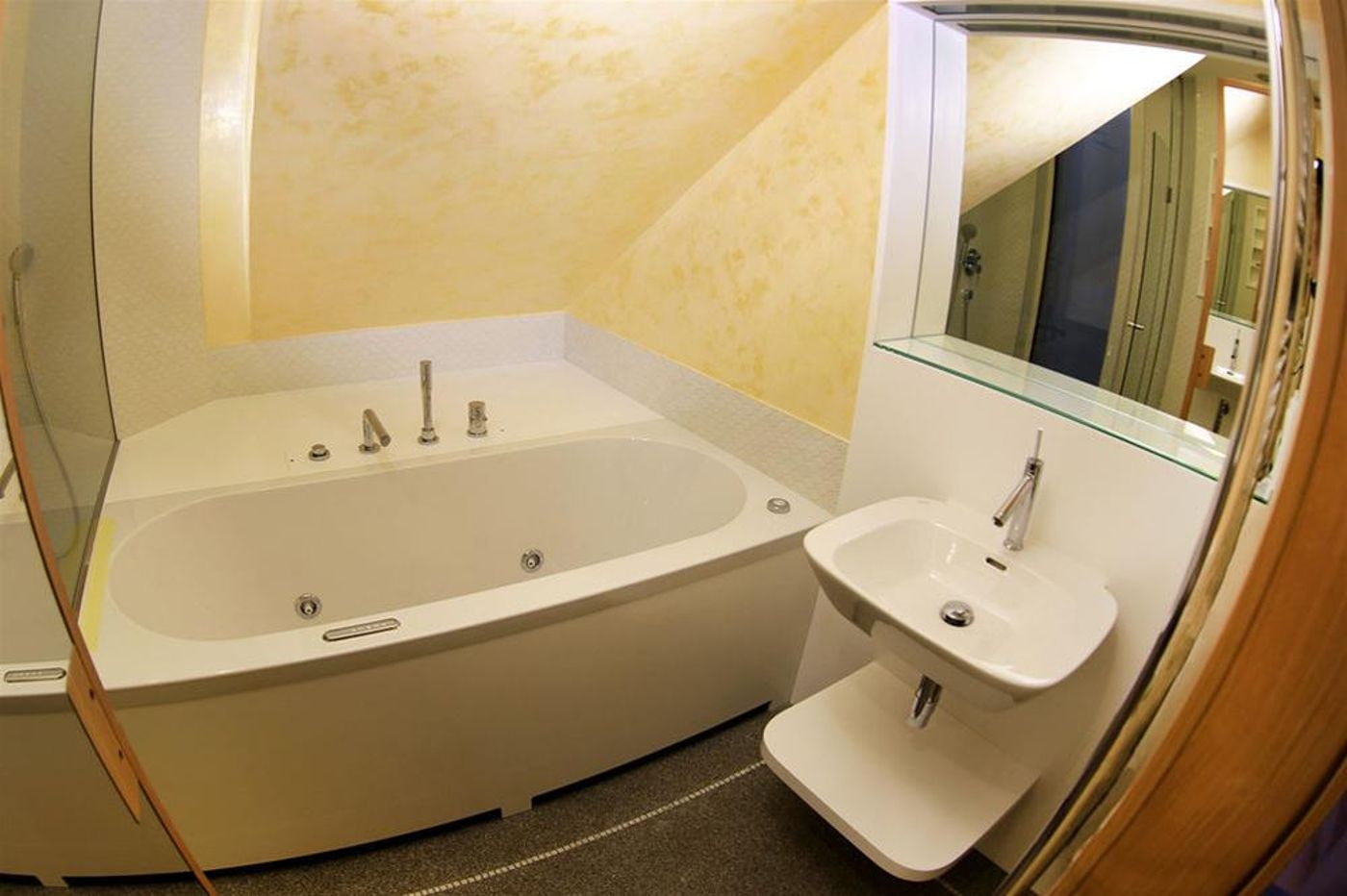 Malostranska-Residence-General-view-43