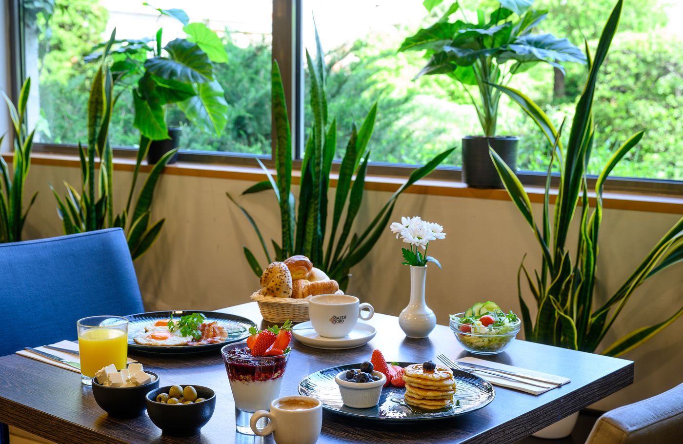 Leonardo-Hotel-Budapest-Restaurant-15