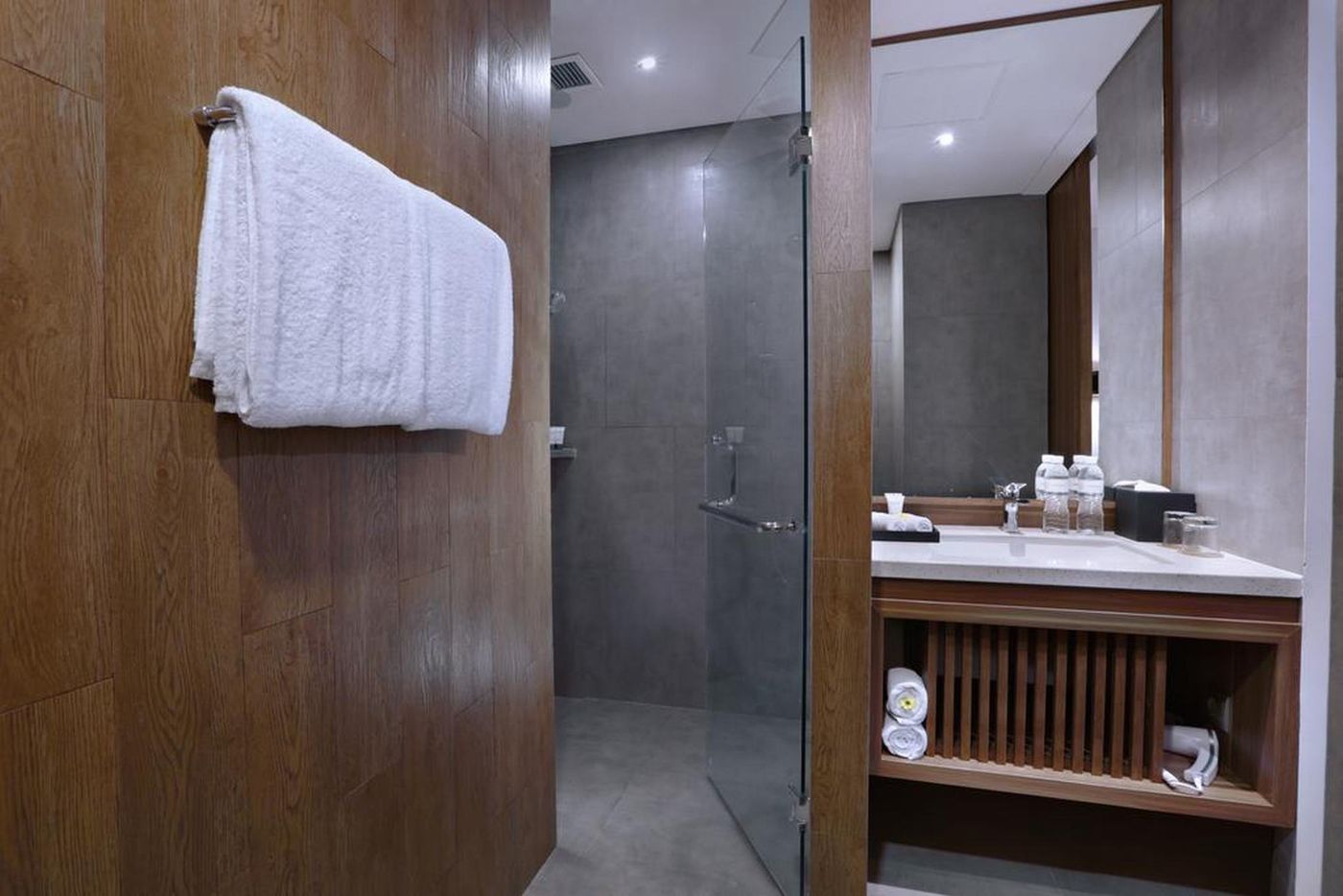 Fairfield by Marriott Bali, South Kuta-Indonesia-BADUNG-Room-8