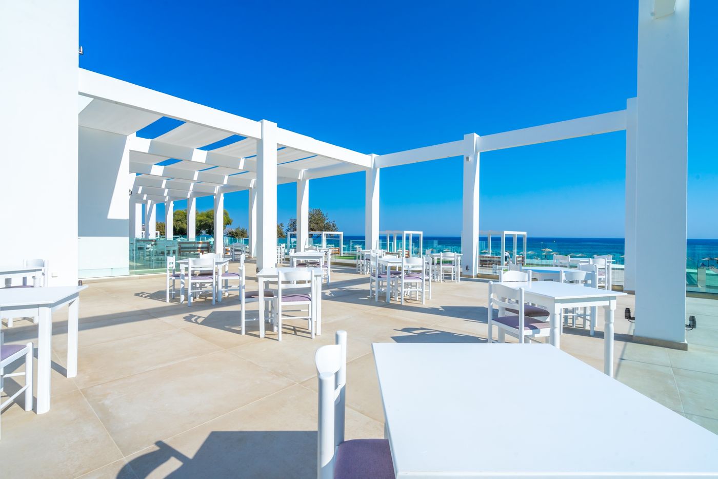 Kamari-Beach-Hotel--Rhodes-Restaurant-46