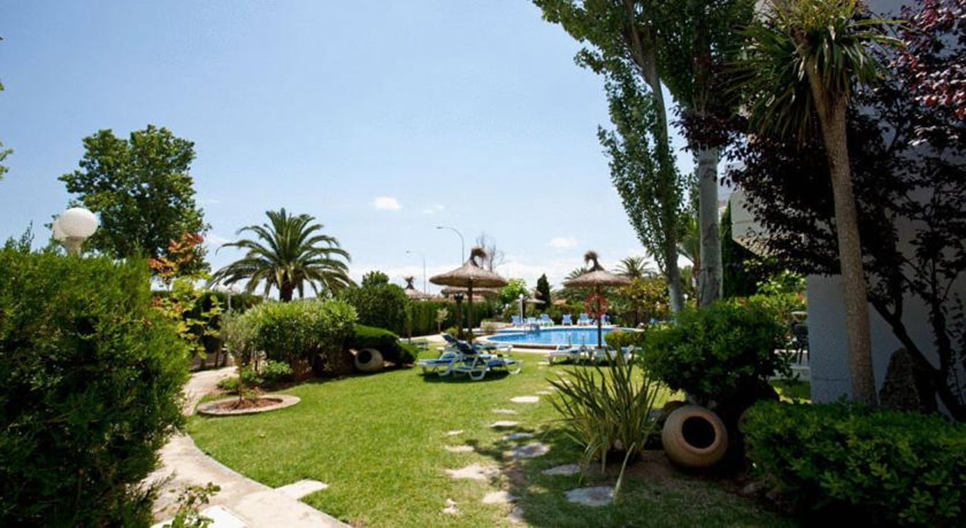 Las Velas Apartments