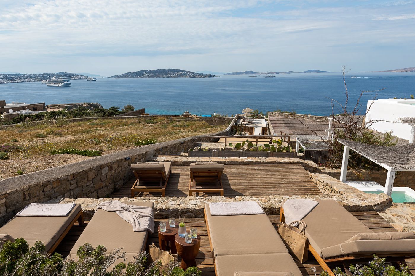 Rocabella-Mykonos-Art-Room-85