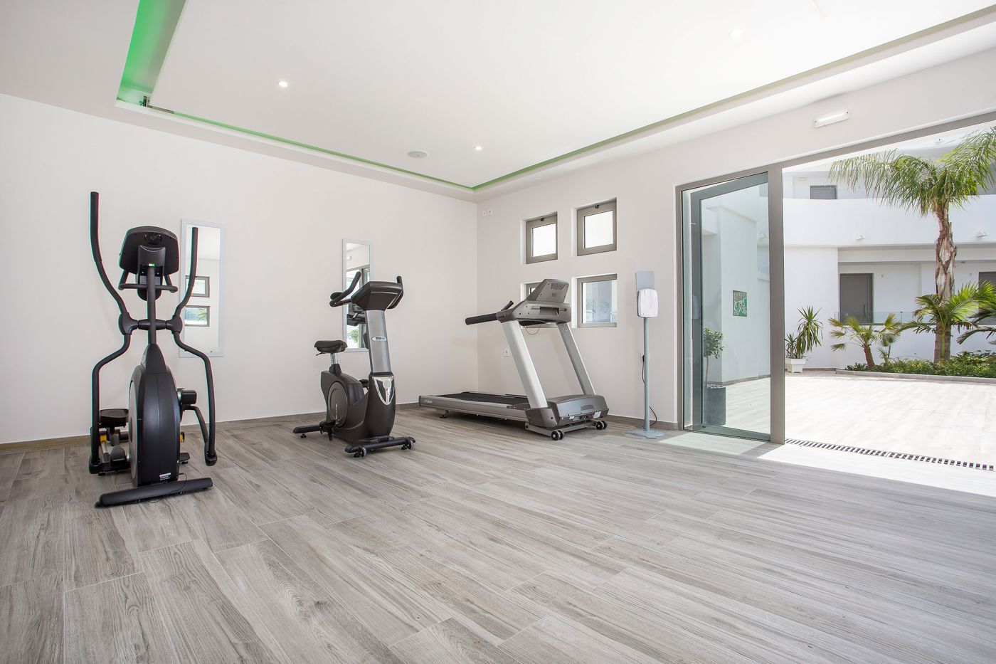 Venezia-Resort-Hotel-Sports-and-Entertainment-95