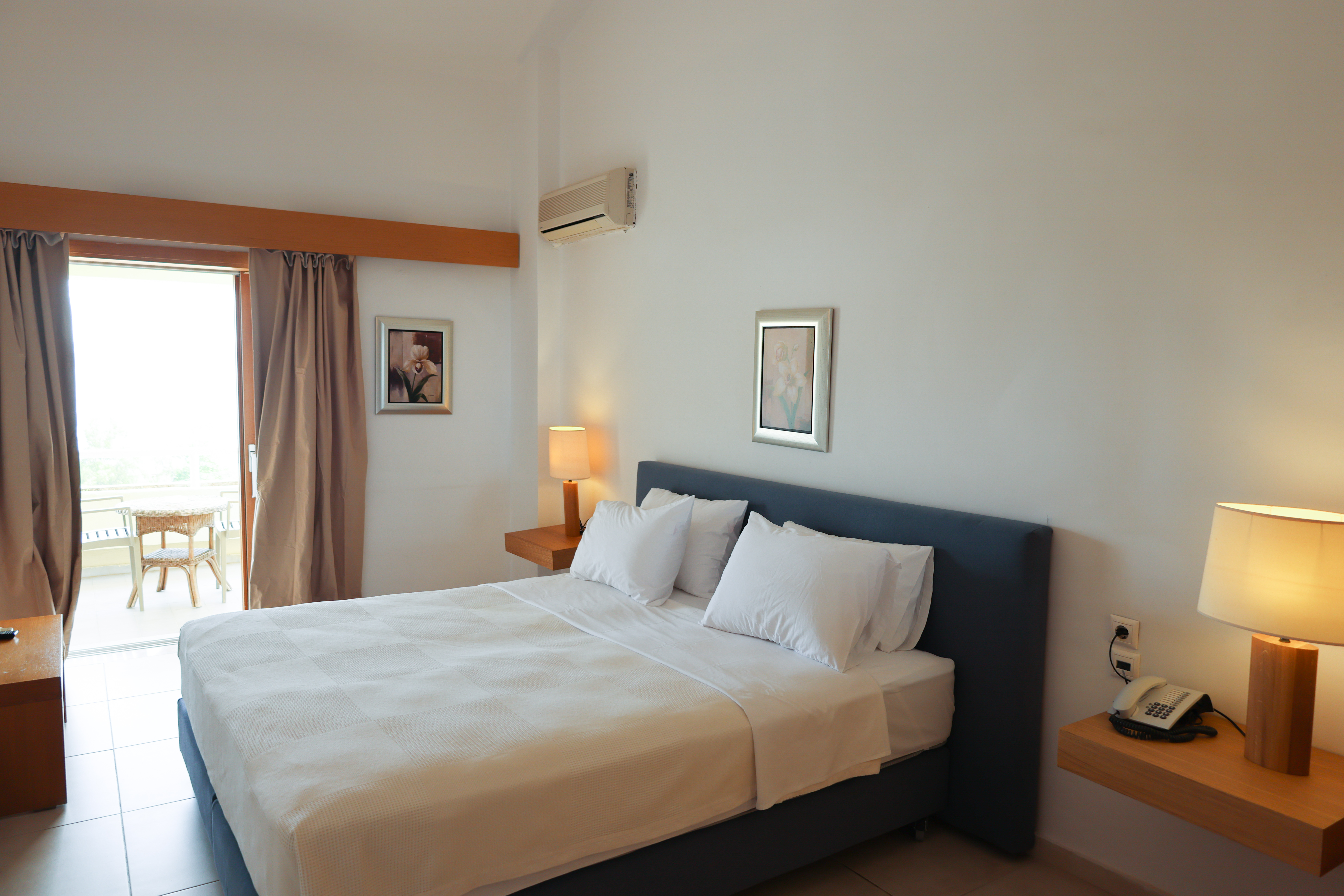 Kanapitsa-Mare-Room-24