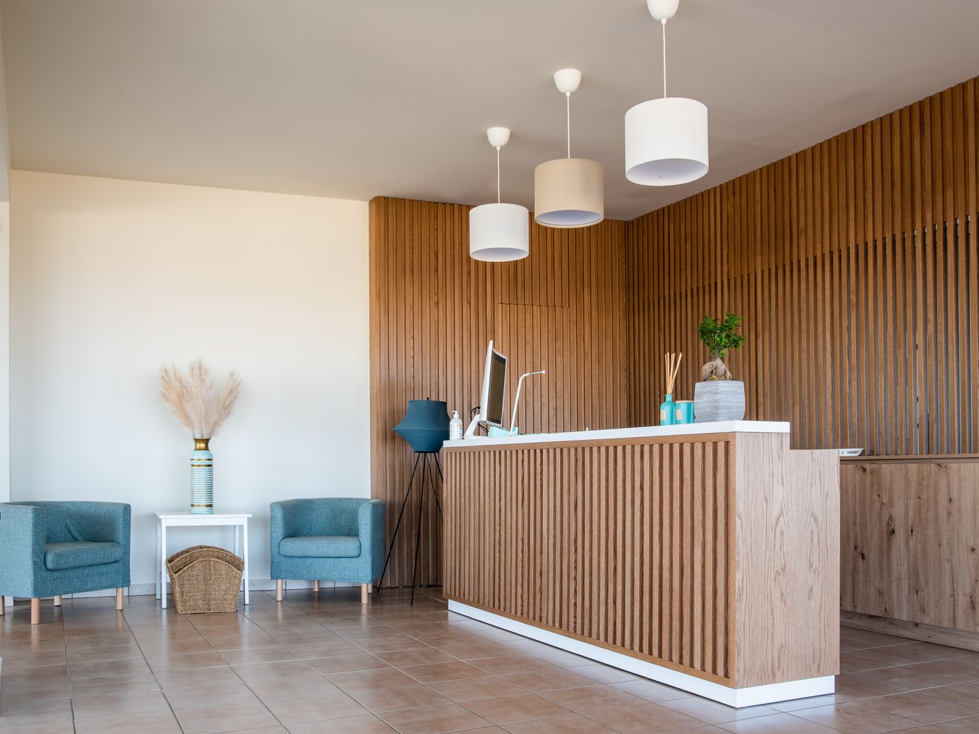 Nicolas-Villas-Lobby-15