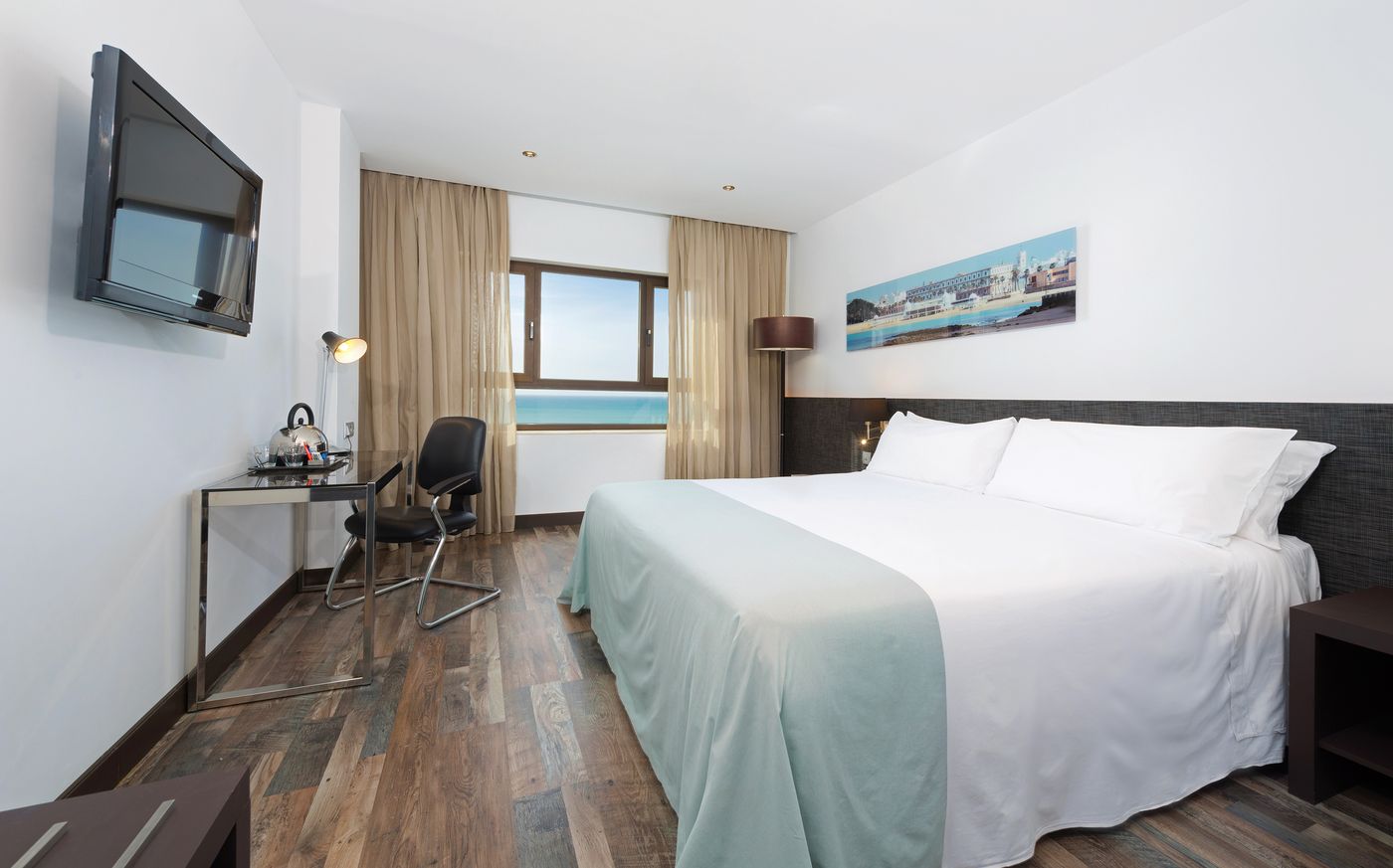 TRYP Cadiz La Caleta Hotel