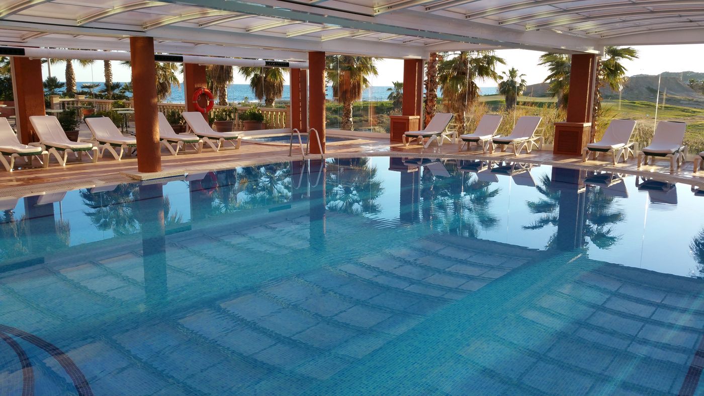 Sunway-Playa-Golf-Sitges-Pool-2