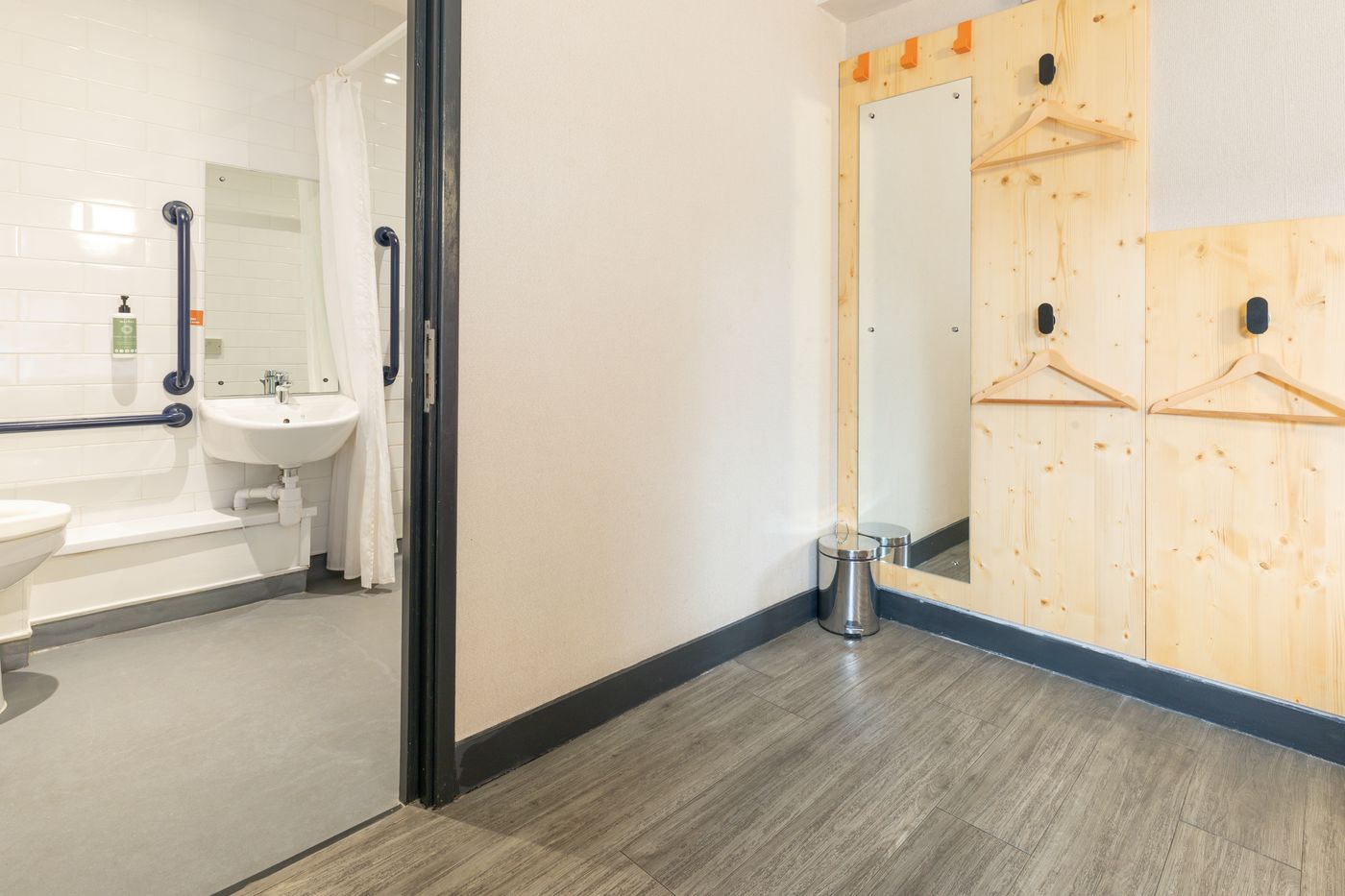 easyHotel Glasgow City-United Kingdom-GLASGOW-Room-10