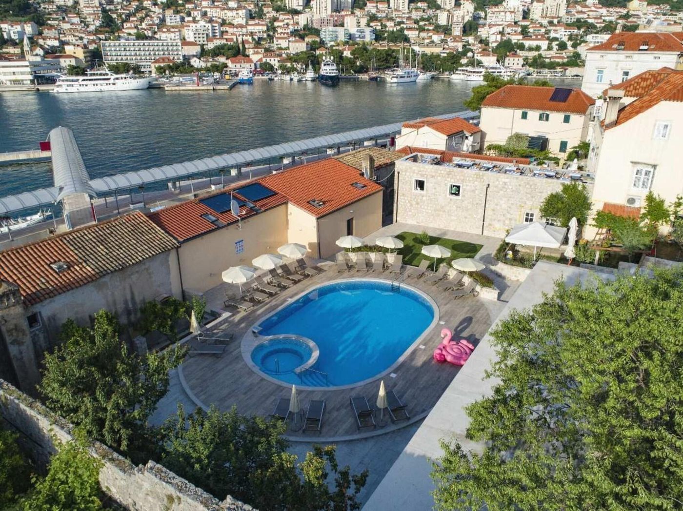 Bova-Luxury-Rooms-General-view-1