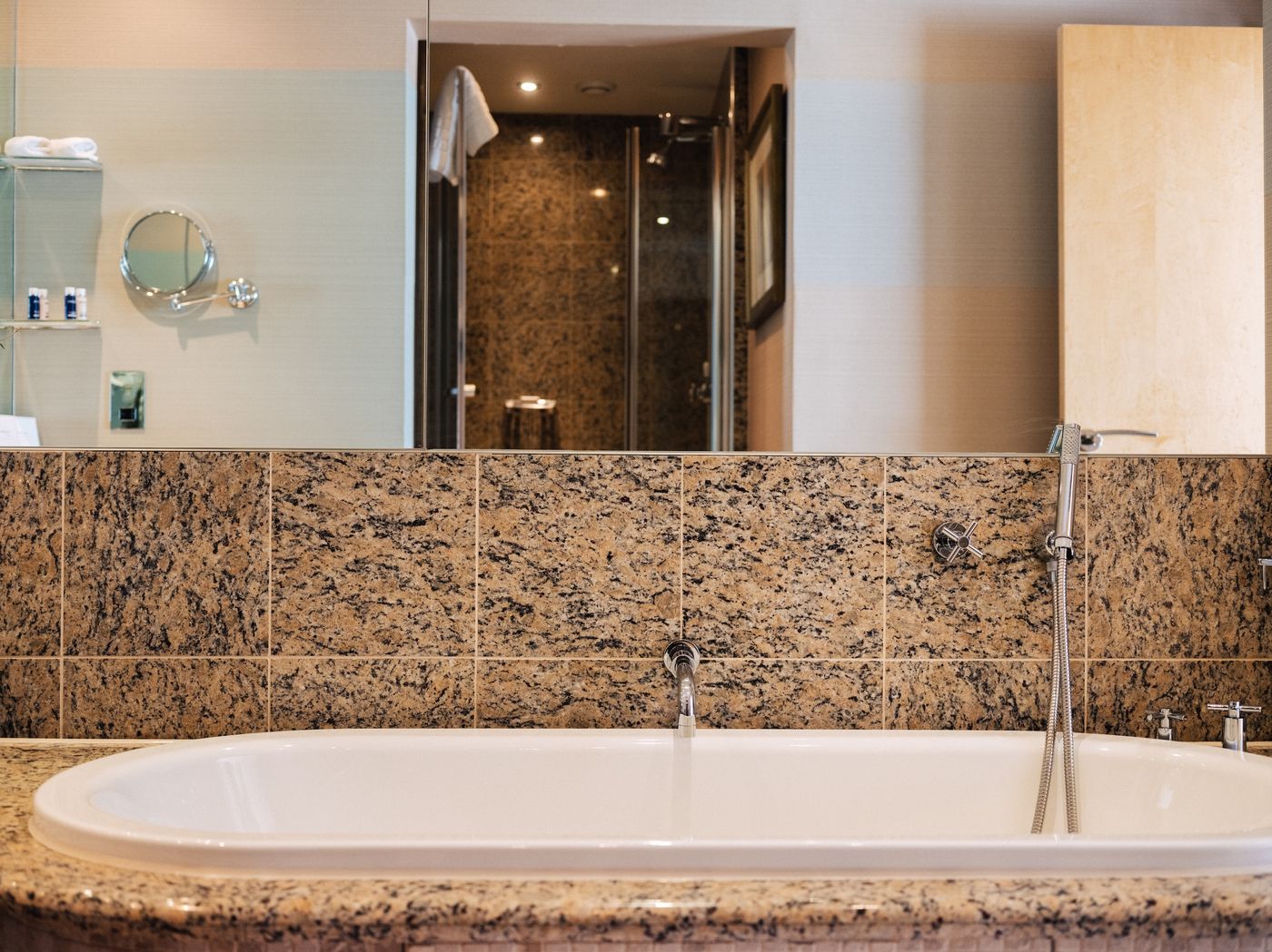 The-Club-Hotel---Spa-Room-25