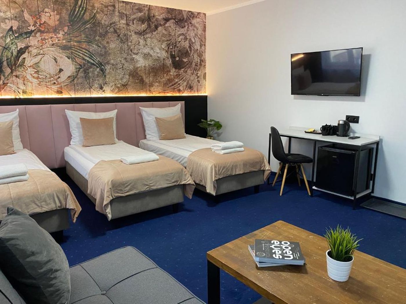 Cube-House-Aparthotel-Room-10