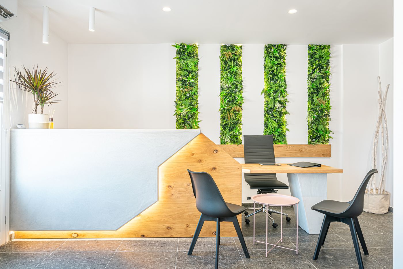 Marianna-Hotel-Lobby-38