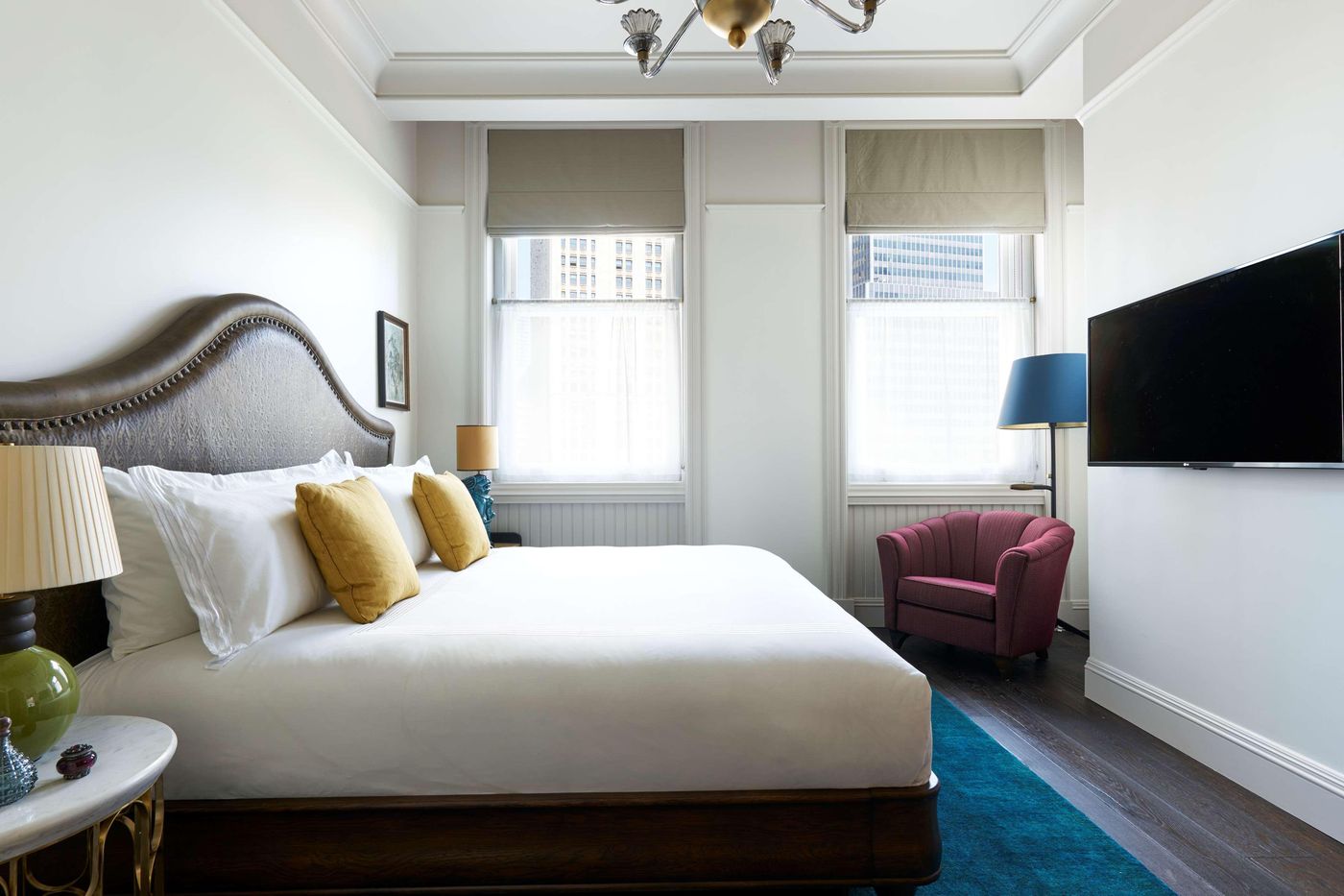 The-Beekman--A-Thompson-Hotel-Room-30