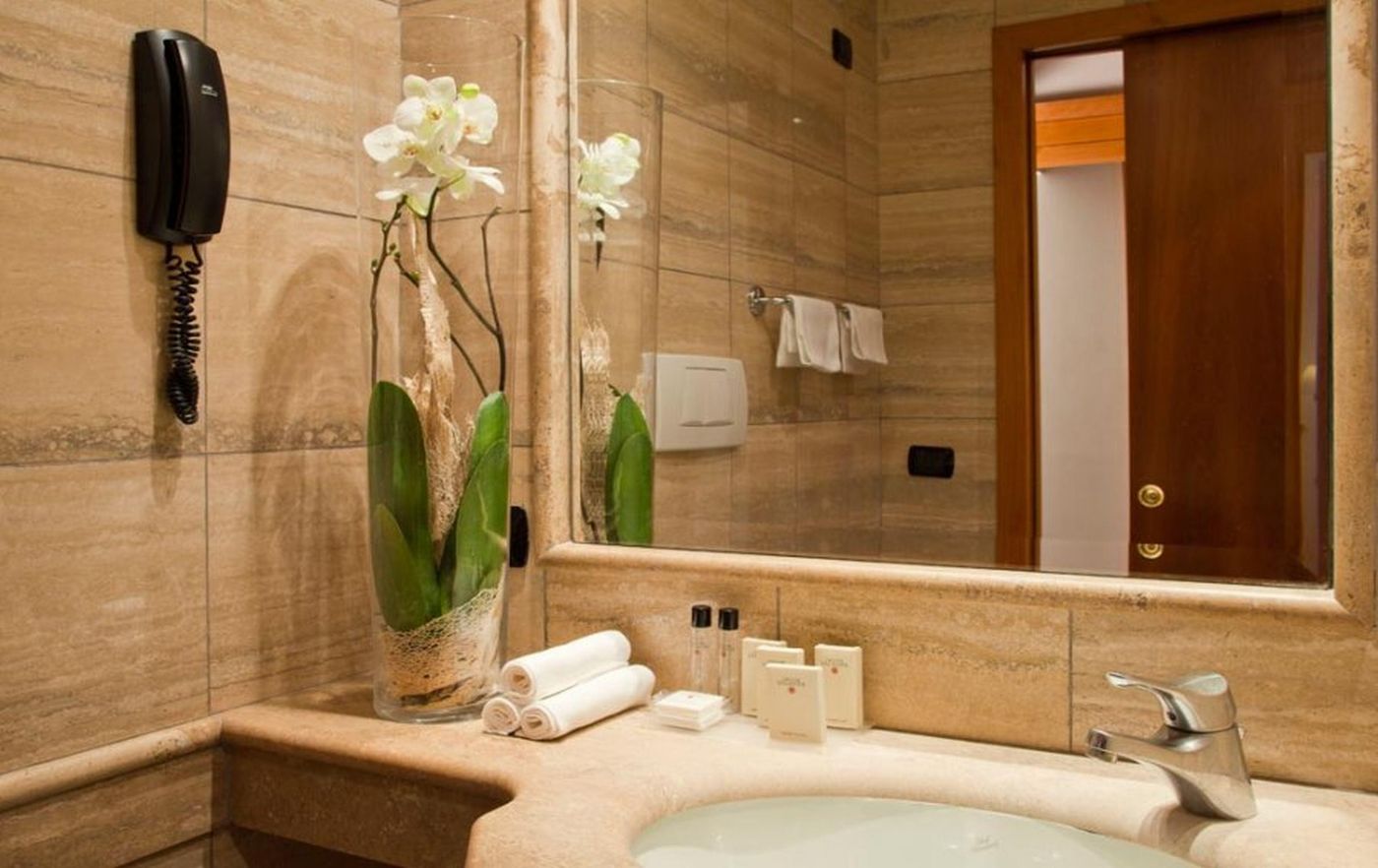 Diplomatic-Rome-Room-34