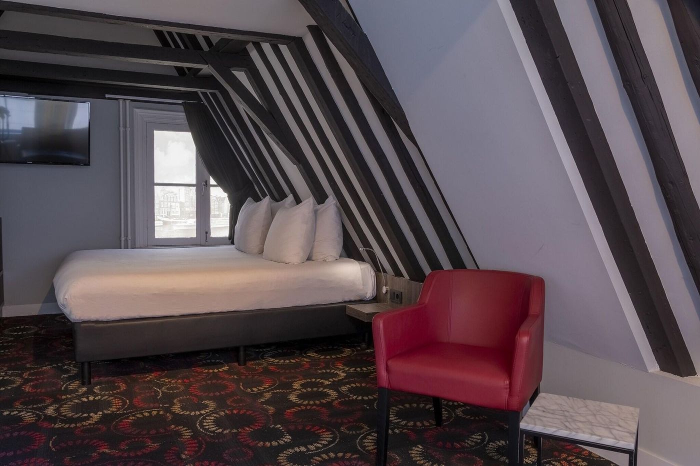 Eden-Studios-And-Apartments-Room-17