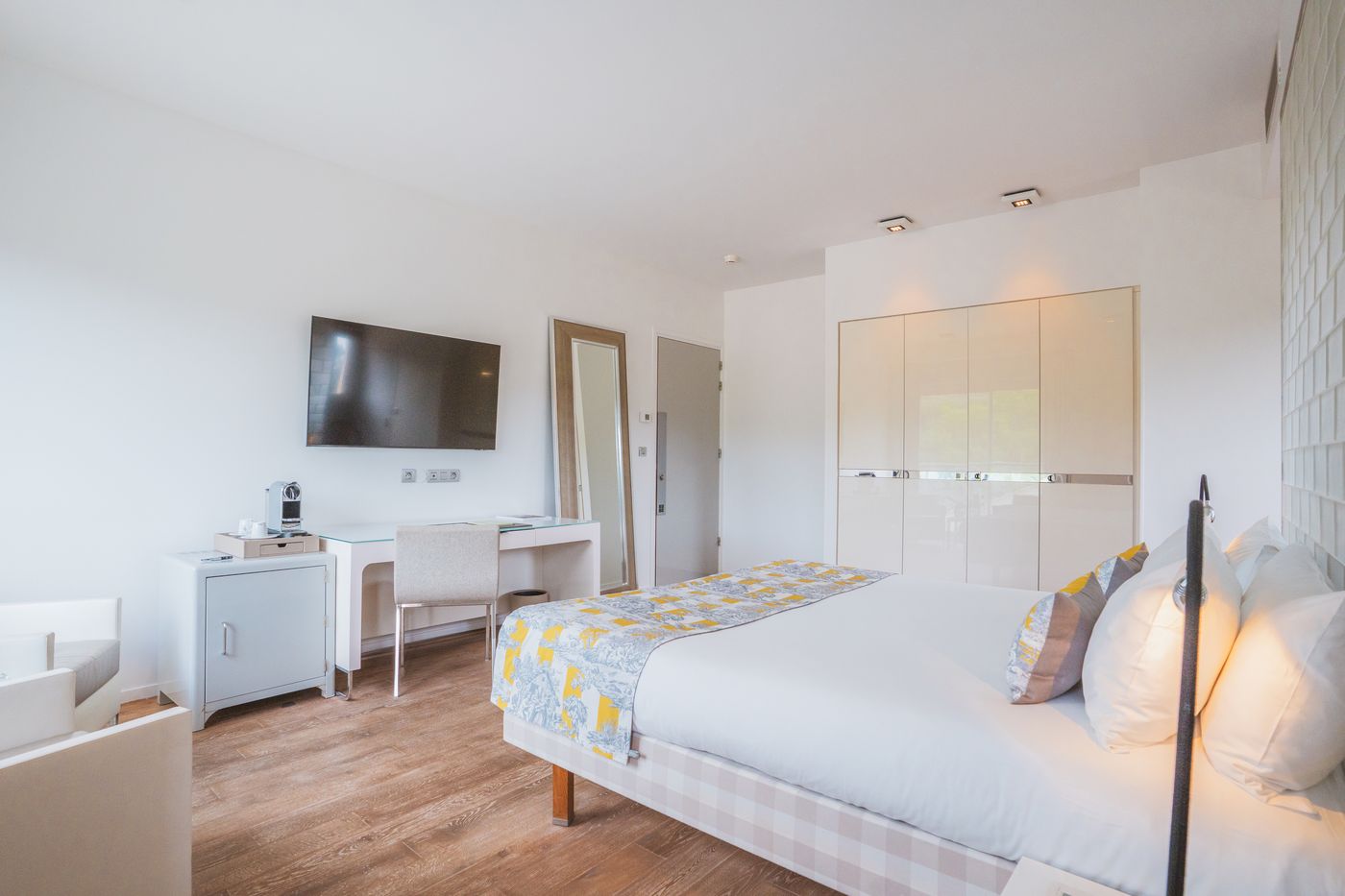 Kube-Hotel-St-Tropez-Room-47