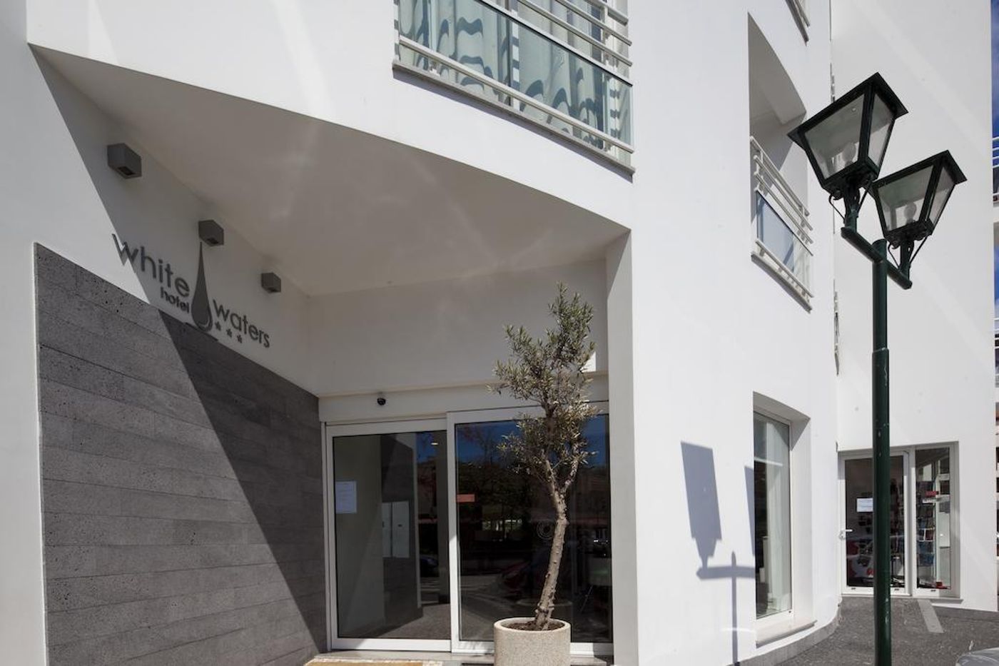 White-Waters-General-view-6