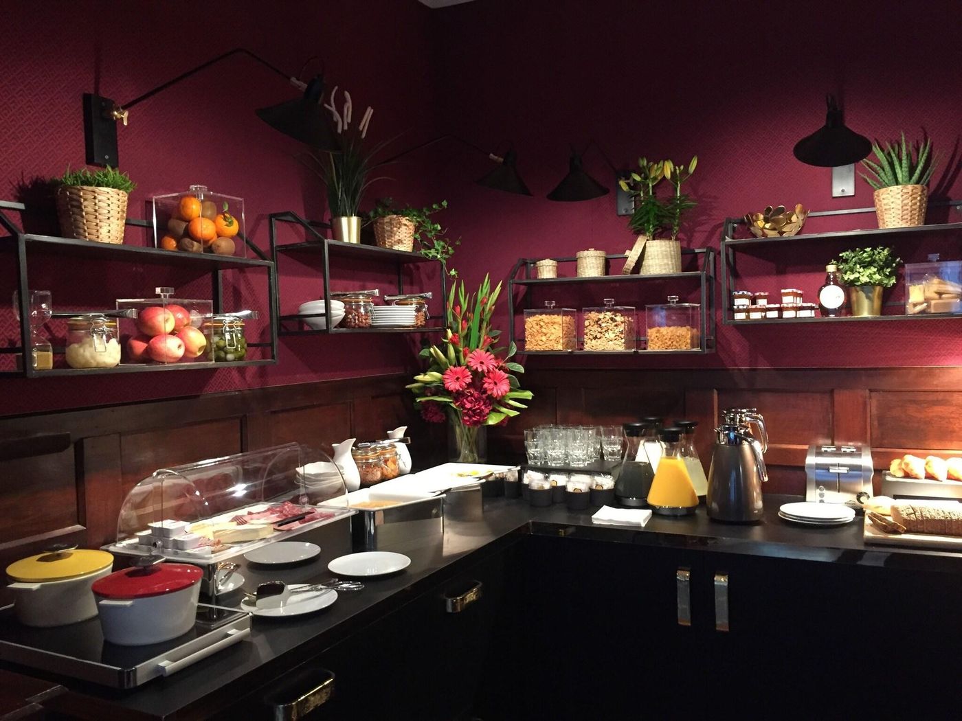 Hotel-De-Seine-Restaurant-48